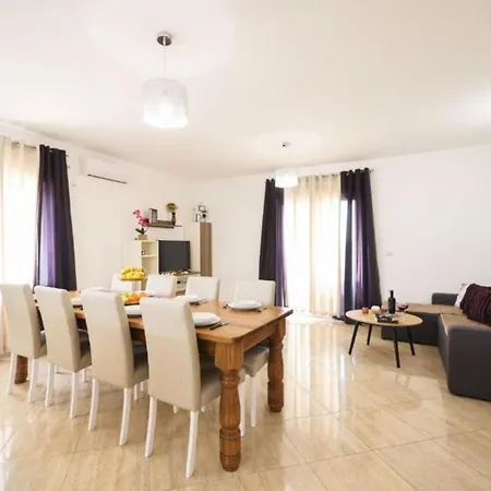 Сasa de vacaciones Maja *