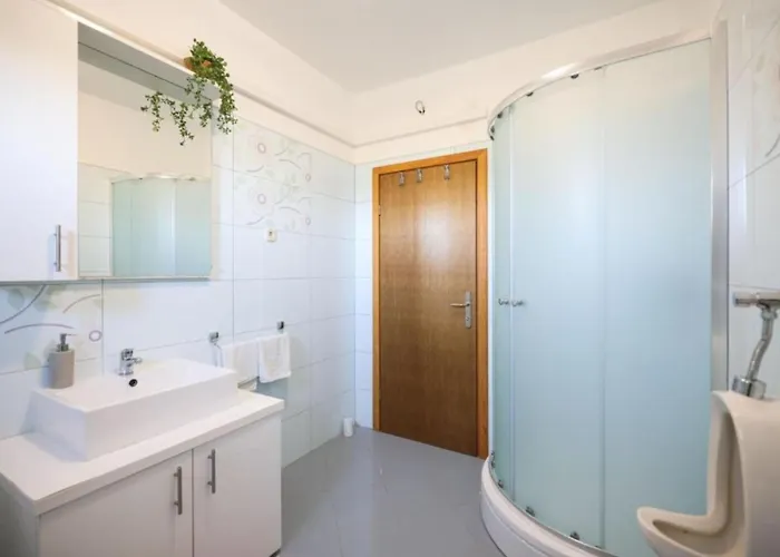 Semesterbostad Maja Skabrnje